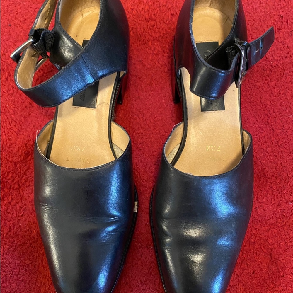 Croft and Barrow - Strapped Clog chunky heels 👠